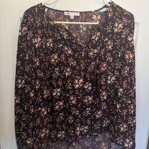 DR2 floral flowy top